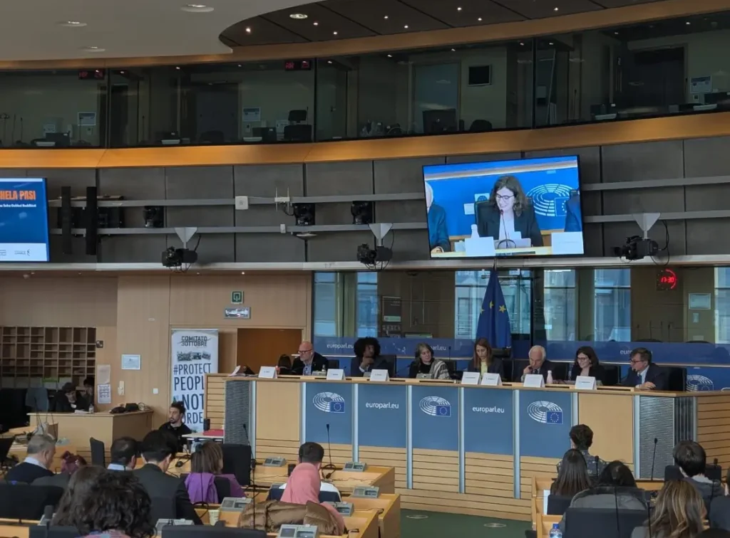 Foto del panel al Parlamento Europeo