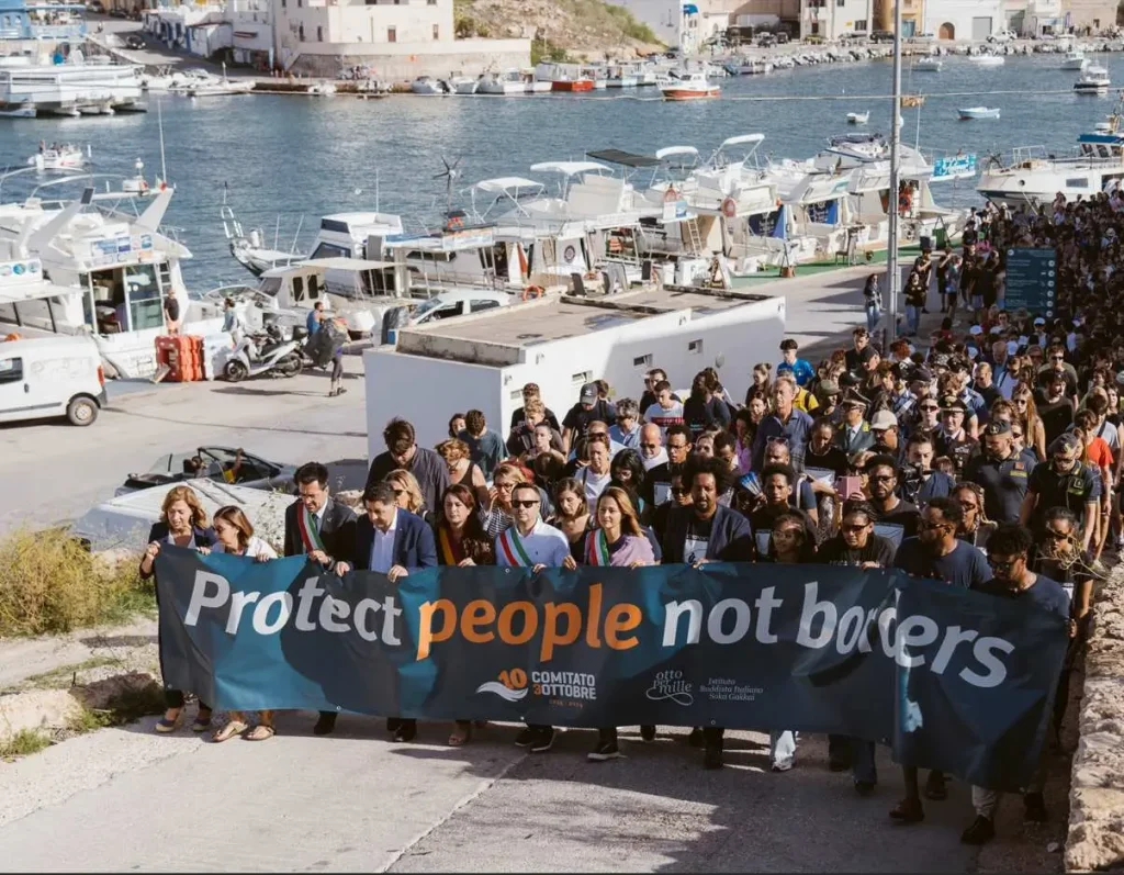 Comitato 3 ottobre Protect people not borders