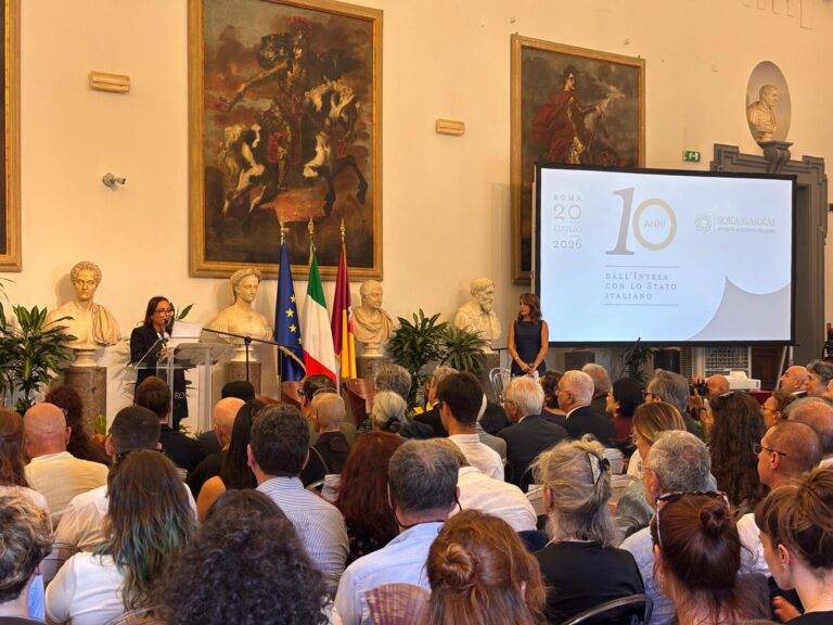 Foto Decennale Intesa
